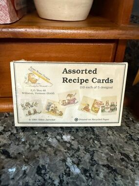 Vintage new sealed 1991 House-Mouse Designs recipe index cards.